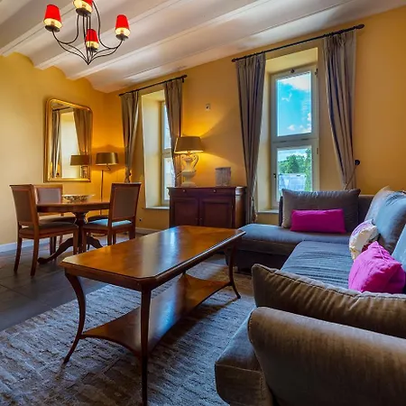 Corneli Residences - Chateau St Gerlach Appartement *