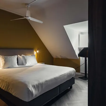 Corneli Residences - Chateau St Gerlach מלון 4*