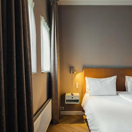 Corneli Residences - Chateau St Gerlach מלון 4*