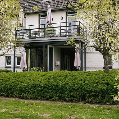 מלון Corneli Residences - Chateau St Gerlach 4*